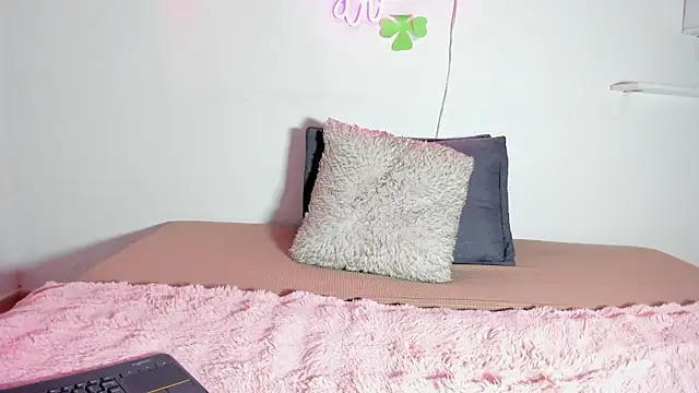 Živý XXX chat alisiadreams22