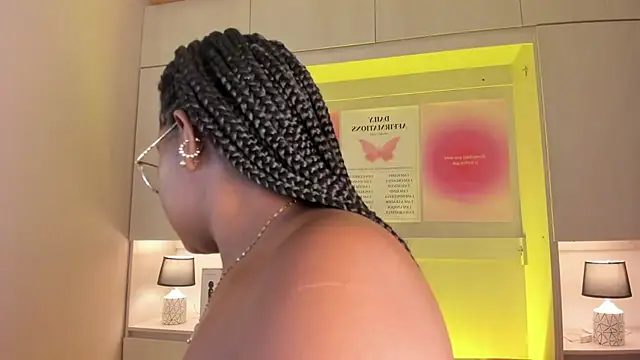 Sembang XXX Secara Langsung tamaraa_smiith