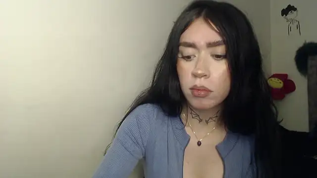 Julieta_De_Los_Angeles Chat XXX in diretta