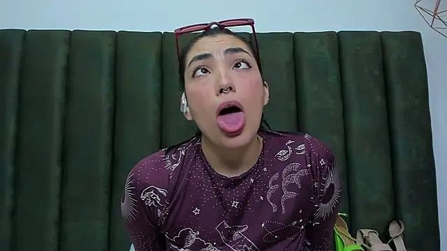 ThailyCherry Live XXX Chat