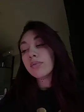 yourdreamgirl11 élő XXX-chatje