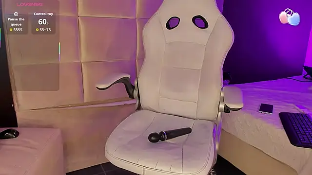 fallon_08 Live XXX Chat