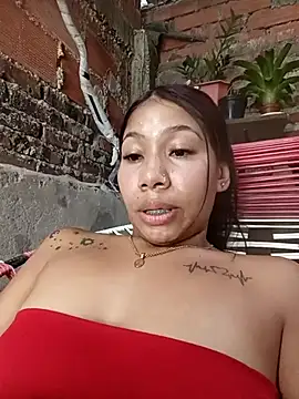 Chat XXX en directo de Rous-squir