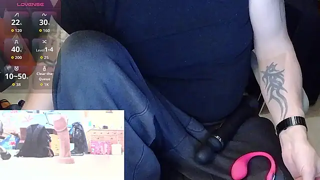 thetattooed2005: онлайн-секс-чат