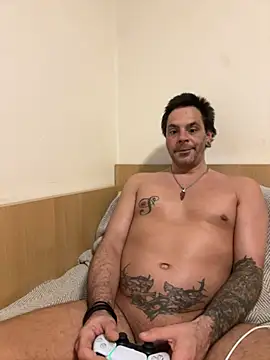 Czat XXX na żywo – _madbull_