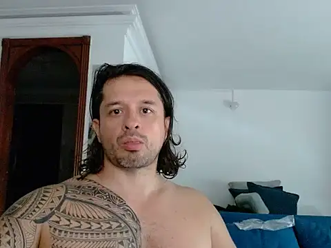 gonzzohunterr Show in webcam