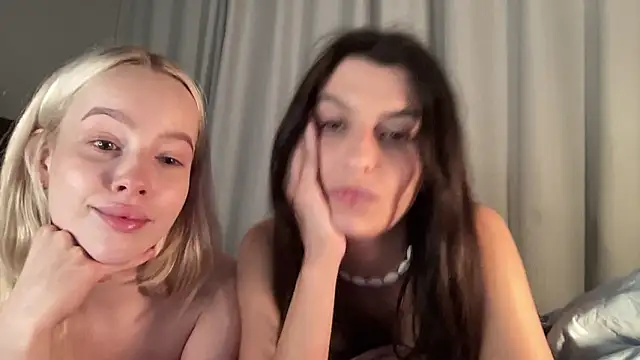 eva_mp3 élő XXX-chatje