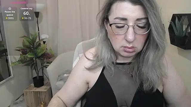 KKMimiKK Live XXX Chat