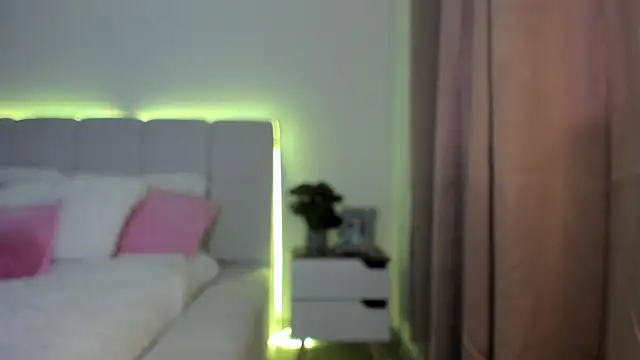 Chat XXX en directo de Ori_valentina