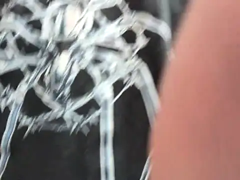 genasanin 在線直播表演