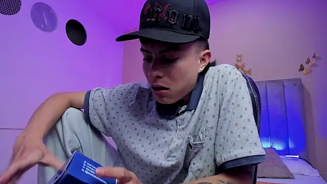 Nascary_Fox: απευθείας συνομιλία ΧΧΧ