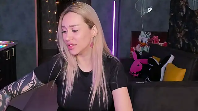 Chatroom XXX en direct de Blckmirrorr