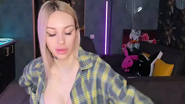 Blckmirrorr: απευθείας συνομιλία ΧΧΧ