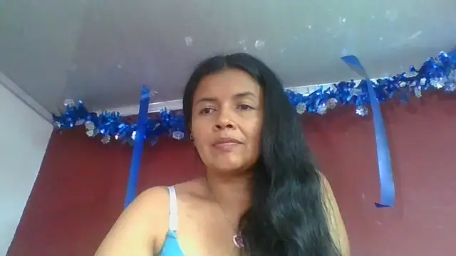 Chatroom XXX en direct de DianaOchoa_