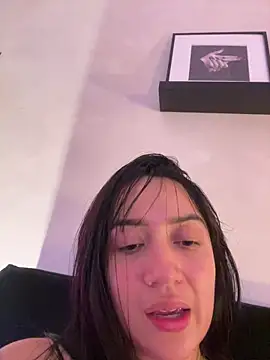 Chatroom XXX en direct de EmmyEvans1