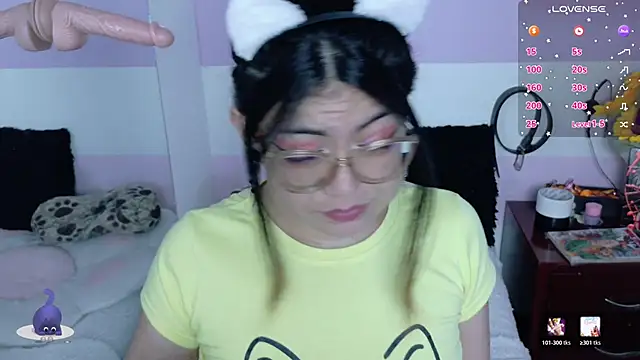 Chat XXX en directo de Catwhite_