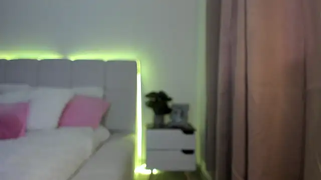 Ori_valentina 现场XXX聊天