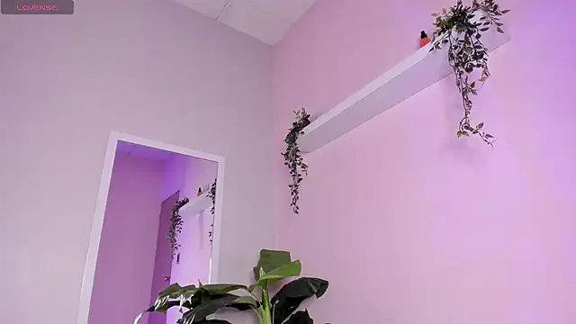 Chatroom XXX en direct de KIMAPRIL