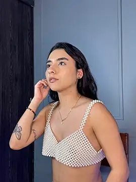 Zafira_Montiel – Naživo XXX chat