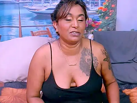 Živý XXX chat indiansparkle