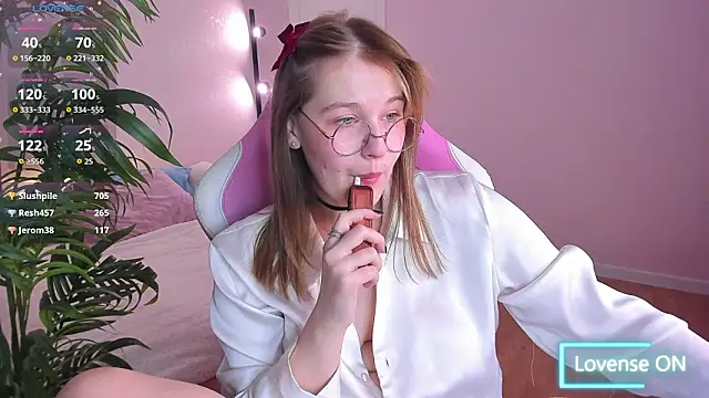 Colleen_Blake 现场XXX聊天