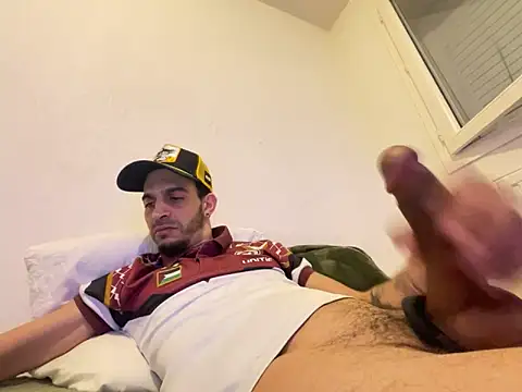 Rebeu313 Adlı Modelin Canlı XXX Sohbeti