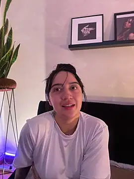 Czat XXX na żywo – EmmyEvans1