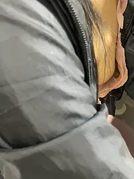 Živý XXX chat Mina048