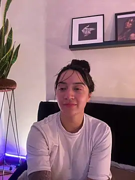 EmmyEvans1 라이브 XXX 채팅