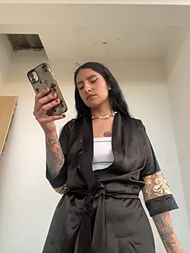 Scaarlettfox Chat XXX in diretta