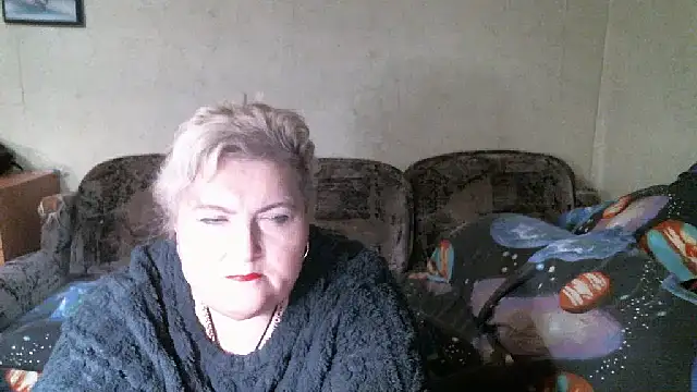 Lana555: онлайн-секс-чат