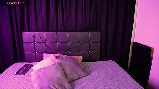 amara21_ Chat XXX in diretta