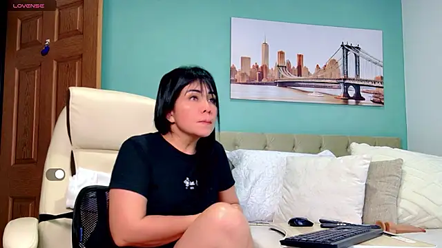 Czat XXX na żywo – yanella_fire