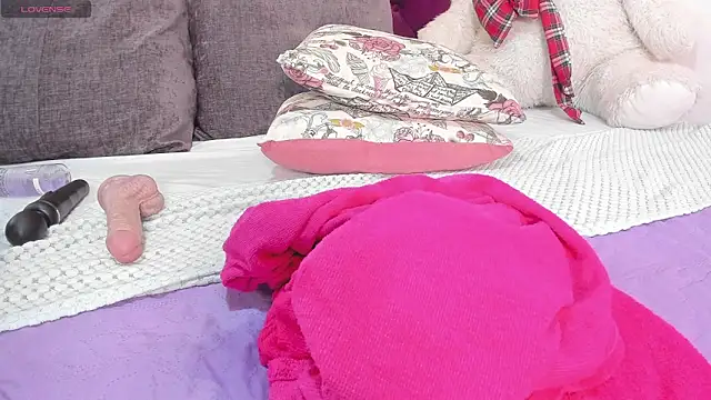 khloe_cutee 라이브 XXX 채팅