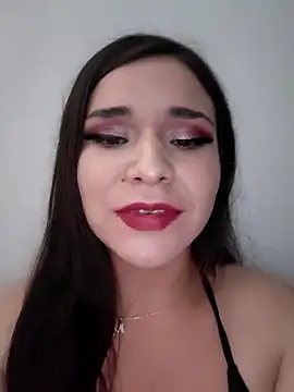 Miamiller3004 라이브 XXX 채팅