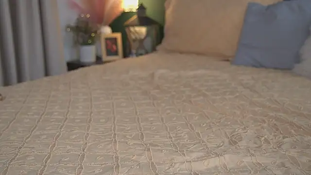 Chat XXX en directo de Alyonaqueen_