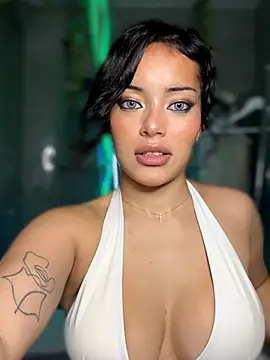 Chat XXX en directo de Risky_Workouts