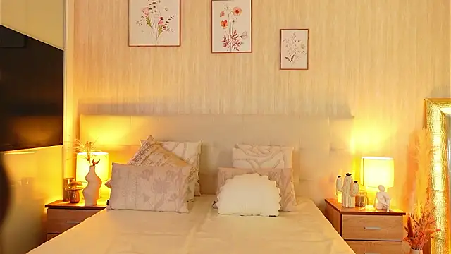 ZamphyraNightt Live XXX Chat