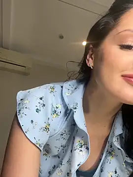 Chatroom XXX en direct de Evayra