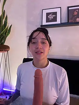 EmmyEvans1 Chat XXX in diretta