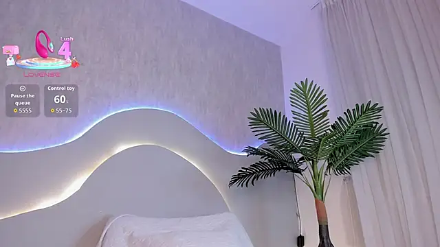 CannelaSmith: онлайн-секс-чат