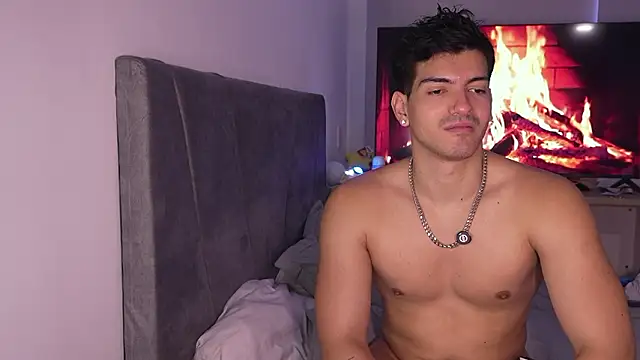 bbbeachboy webcam show