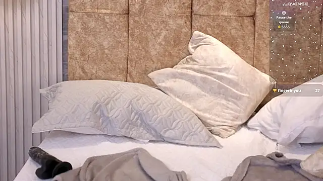 Pau_Johnson_ Live XXX Chat