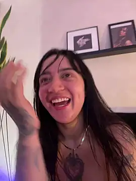 EmmyEvans1 Chat XXX in diretta