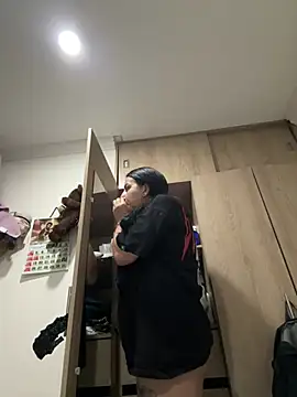 Abril_Luv 现场XXX聊天