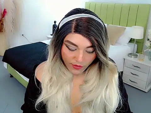 charlotte1_sweet: διαδικτυακό σόου στην κάμερα