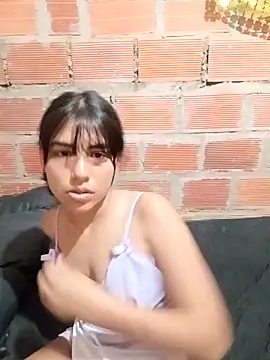 triana-hot18 élő XXX-chatje