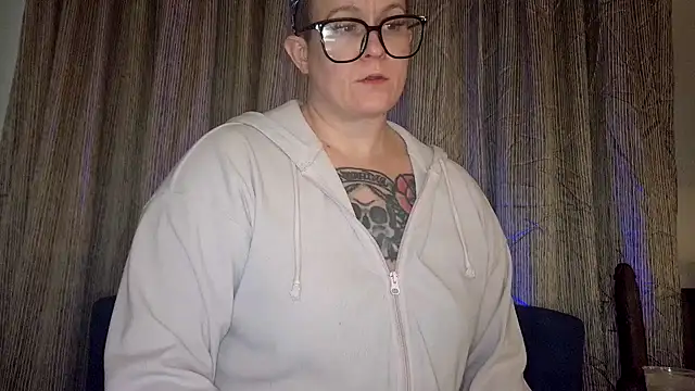 quinnmariexo: απευθείας συνομιλία ΧΧΧ