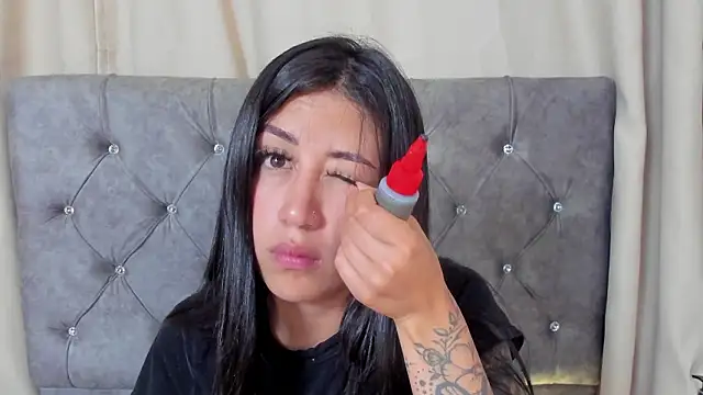 Czat XXX na żywo – JulessCornett