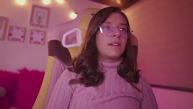 milly_kenner: απευθείας συνομιλία ΧΧΧ